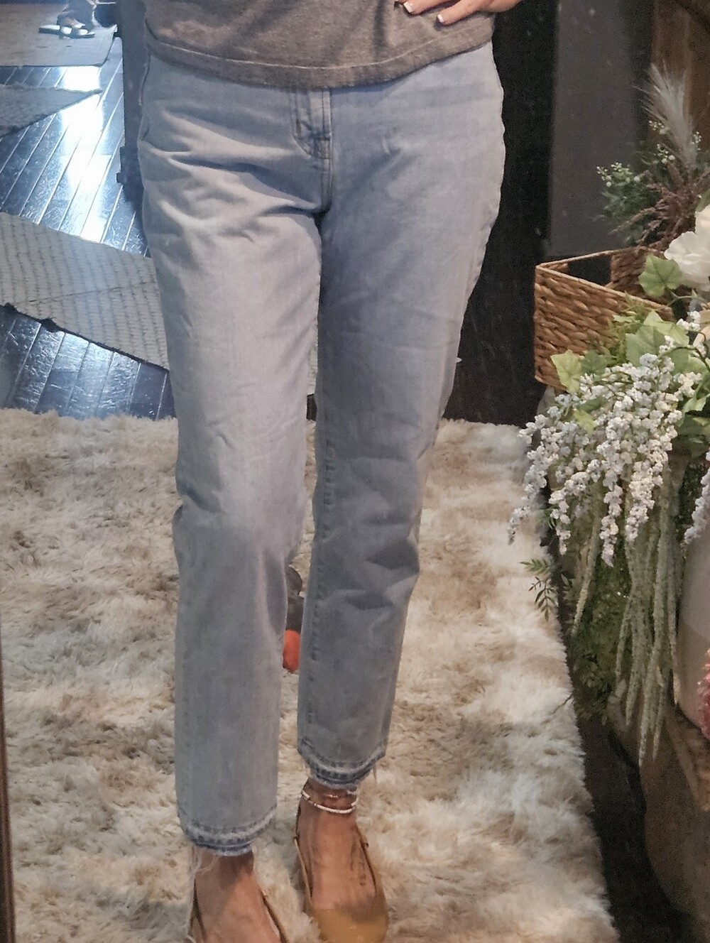 Madewell Light Blue Straight-Leg Raw Hemmed Cropped Women’s Jeans Size 26